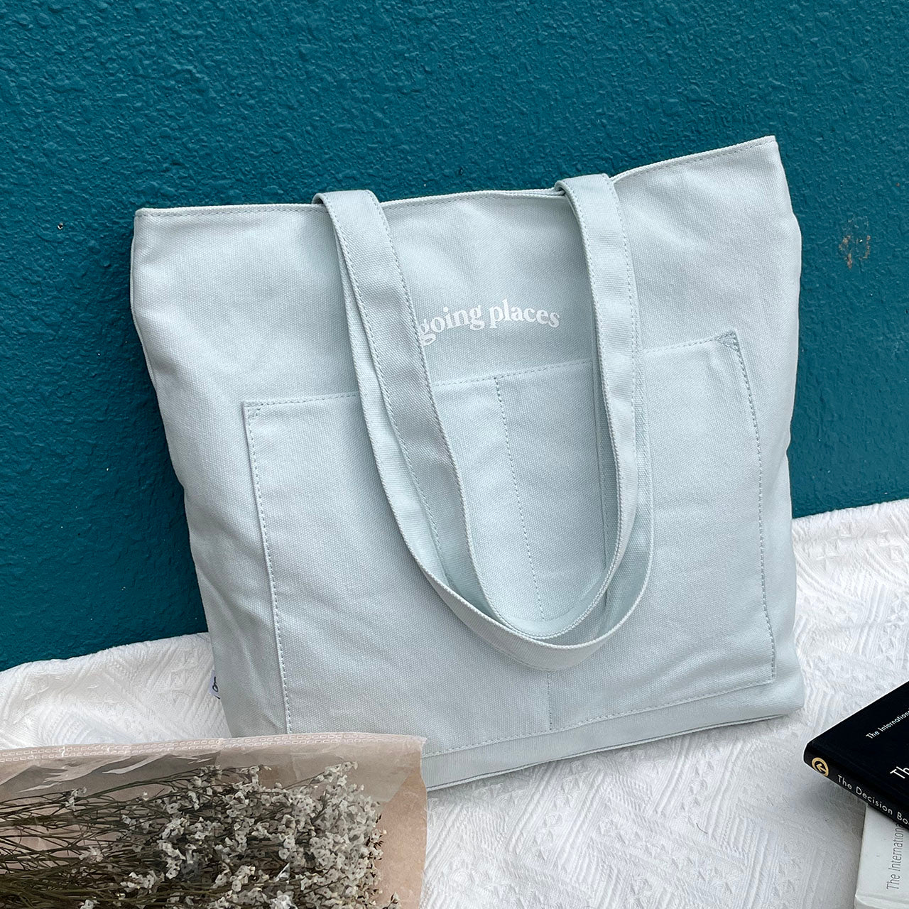 Going Places Tote (Cloud Blue)